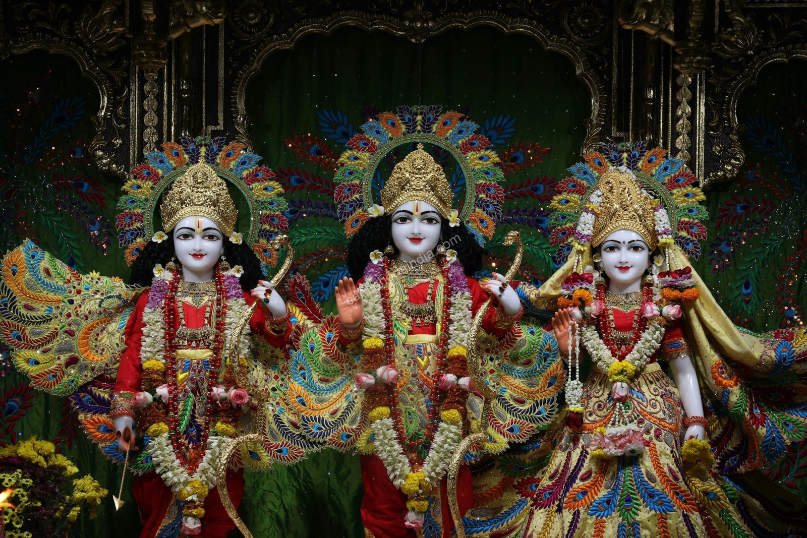 dolo de Rama, Lakshmana e Sita juntos