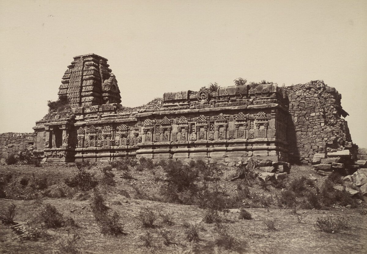 templo-papanatha-pattadakal-karnataka-foto-1855 Fotografia de 1855 do Templo de Papanatha, em Pattadakal, Karnataka, destacando sua arquitetura em pedra do período Chalukya