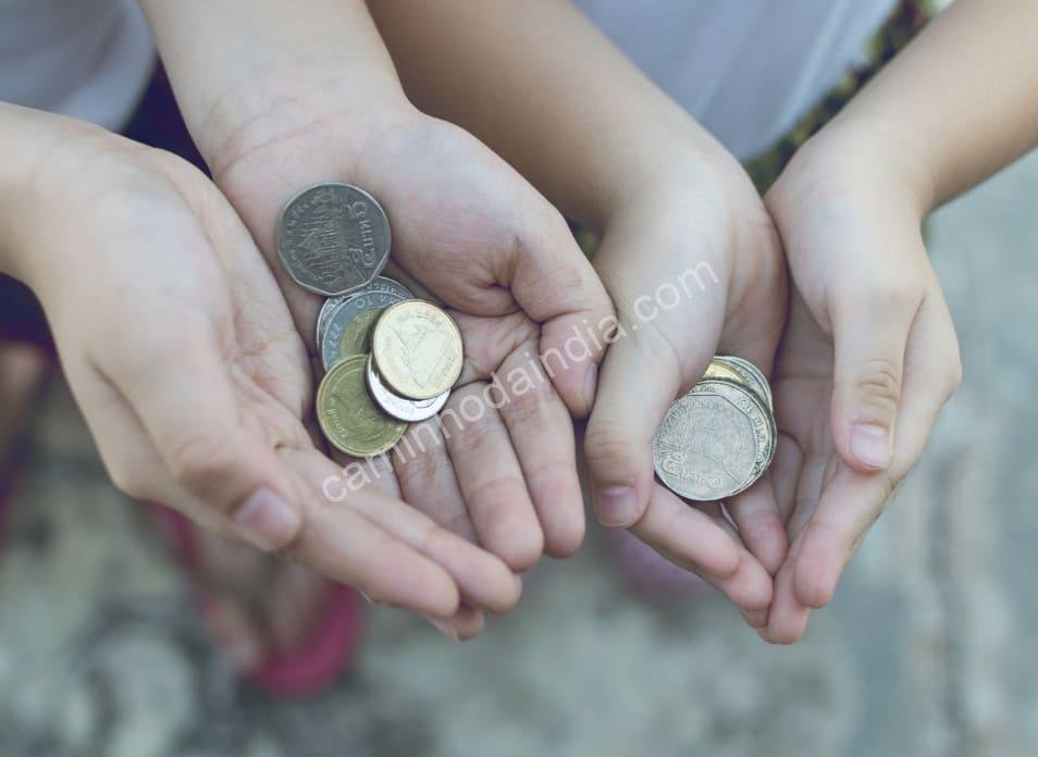 Durante o Vishukanineetam, os mais velhos presenteiam os mais jovens com dinheiro e boas vibrações para um novo começo próspero