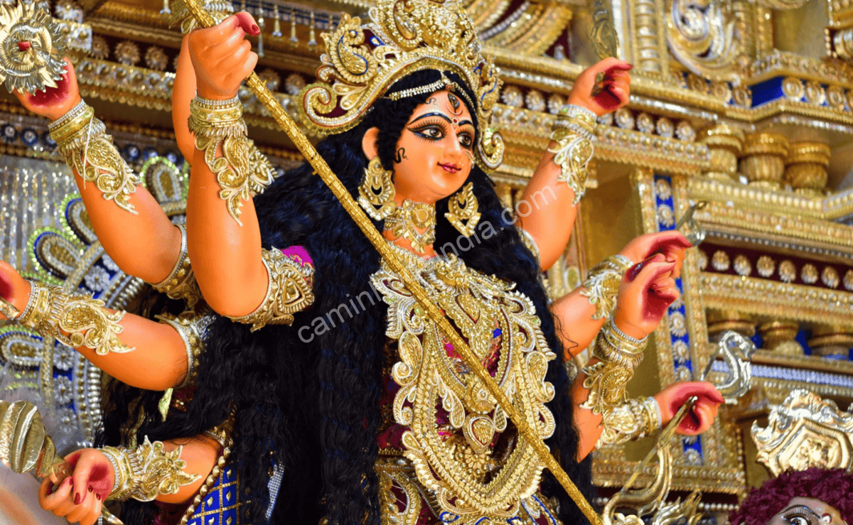 idolo-de-durga-durante-durga-puja Vijayadashami Dussehra